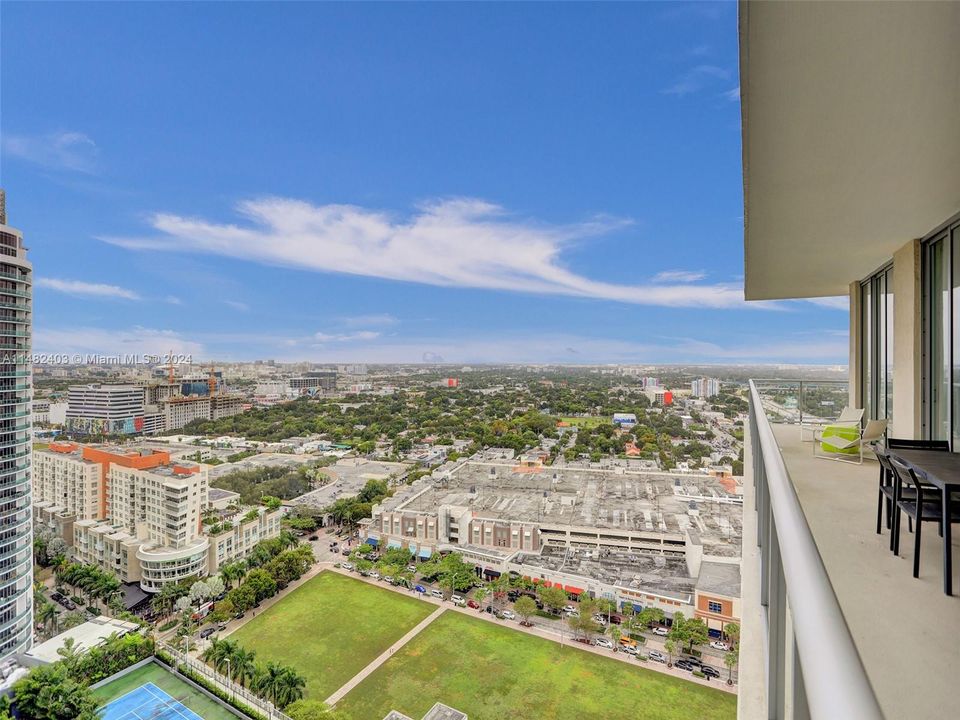 Recently Sold: $435,000 (1 beds, 1 baths, 588 Square Feet)