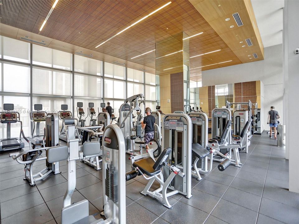 Recently Sold: $435,000 (1 beds, 1 baths, 588 Square Feet)