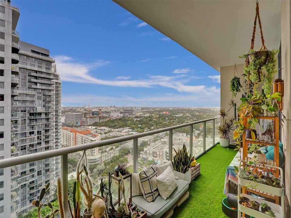 Recently Sold: $435,000 (1 beds, 1 baths, 588 Square Feet)