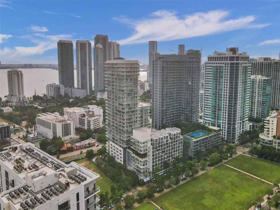 Recently Sold: $435,000 (1 beds, 1 baths, 588 Square Feet)