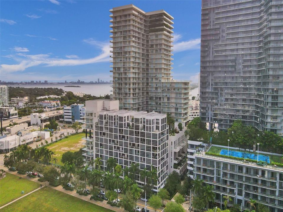 Recently Sold: $435,000 (1 beds, 1 baths, 588 Square Feet)