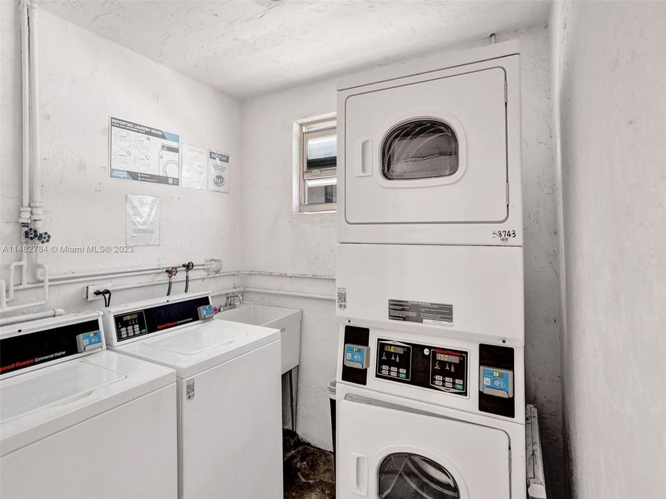 Recientemente alquilado: $2,300 (2 camas, 1 baños, 760 Pies cuadrados)