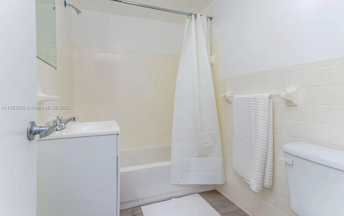 Недавно арендовано: $1,800 (1 спален, 1 ванн, 650 Квадратных фут)