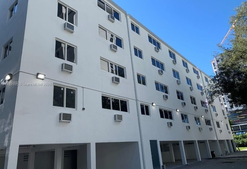 Недавно арендовано: $1,800 (1 спален, 1 ванн, 650 Квадратных фут)