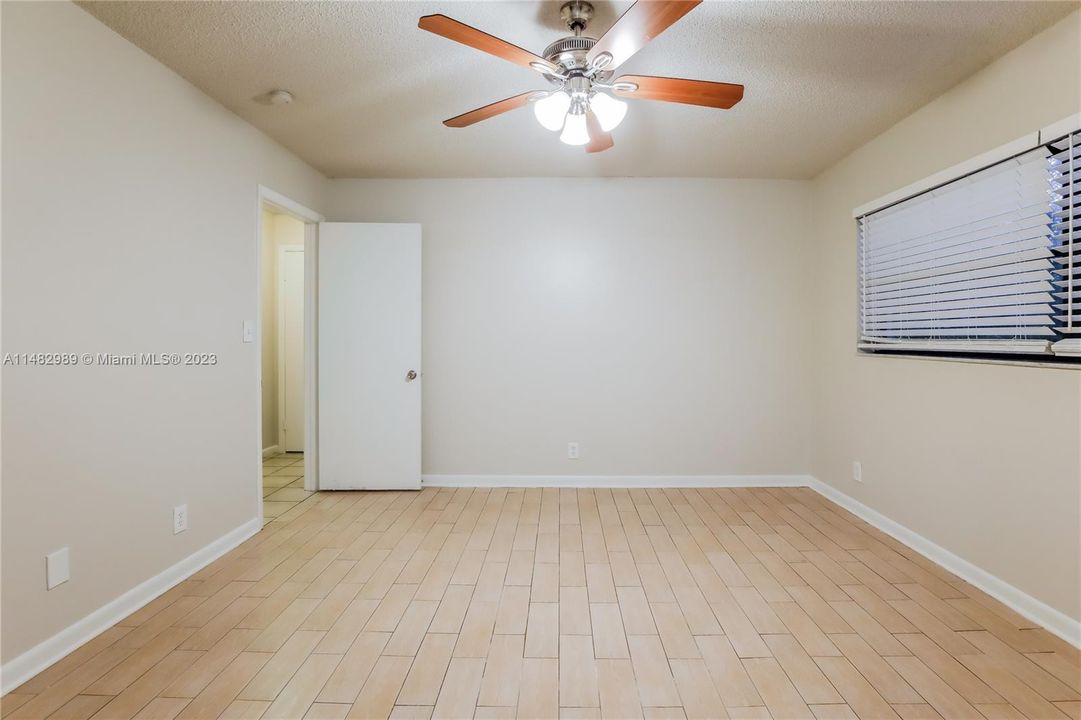 Recently Rented: $3,325 (3 beds, 2 baths, 1808 Square Feet)