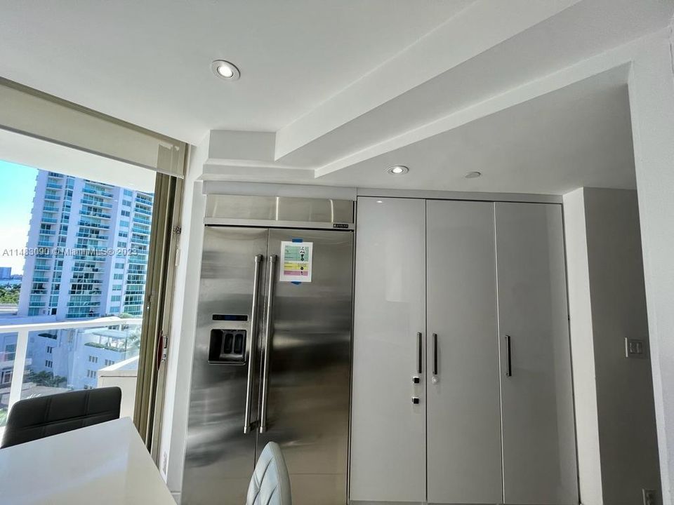 Recently Sold: $985,000 (3 beds, 3 baths, 2360 Square Feet)