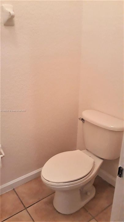 Recently Sold: $385,000 (2 beds, 2 baths, 1126 Square Feet)