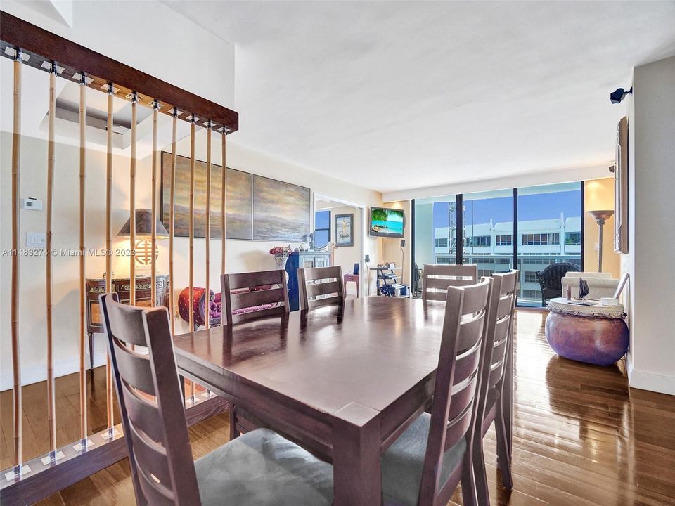 For Sale: $1,075,000 (2 beds, 2 baths, 1477 Square Feet)