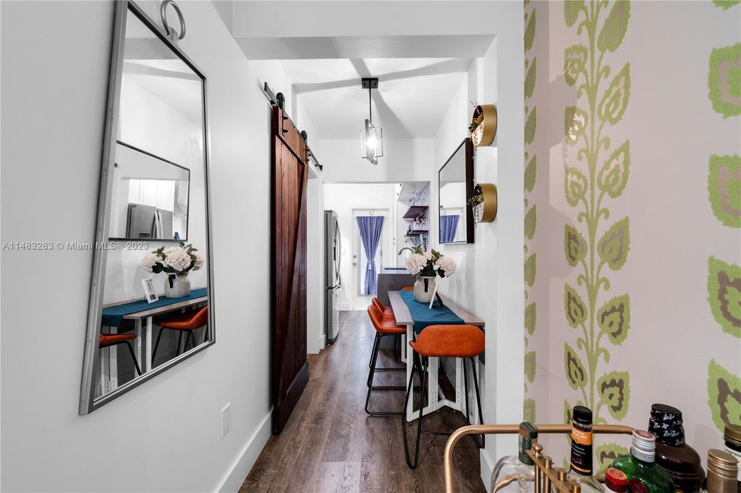 Недавно продано: $200,000 (0 спален, 1 ванн, 380 Квадратных фут)