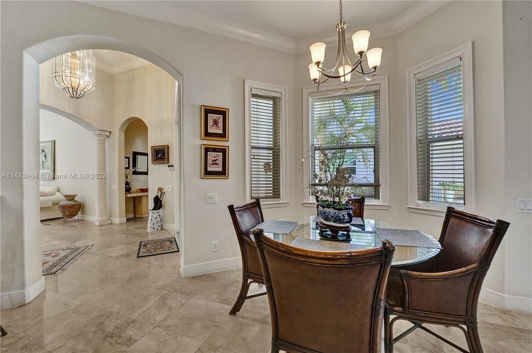 Recently Sold: $2,150,000 (4 beds, 4 baths, 3823 Square Feet)