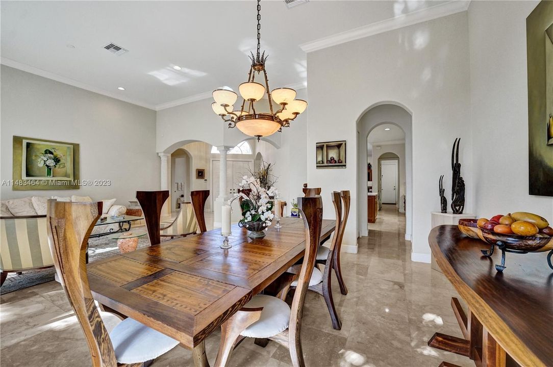 Recently Sold: $2,150,000 (4 beds, 4 baths, 3823 Square Feet)