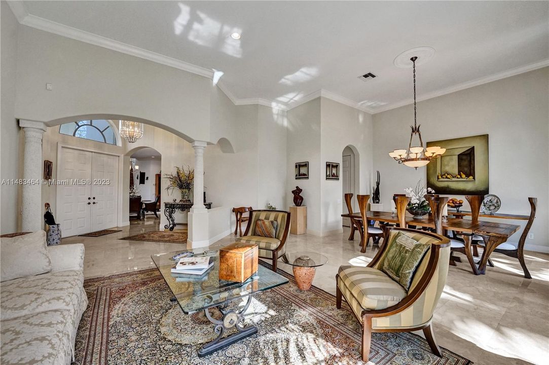 Recently Sold: $2,150,000 (4 beds, 4 baths, 3823 Square Feet)