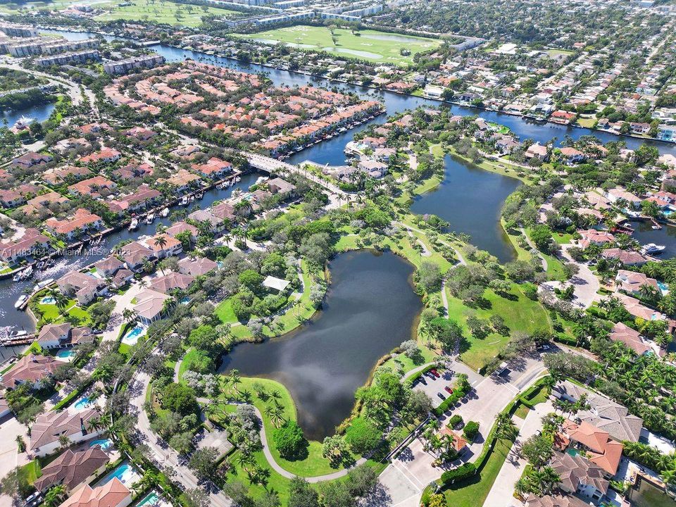 Recently Sold: $2,150,000 (4 beds, 4 baths, 3823 Square Feet)