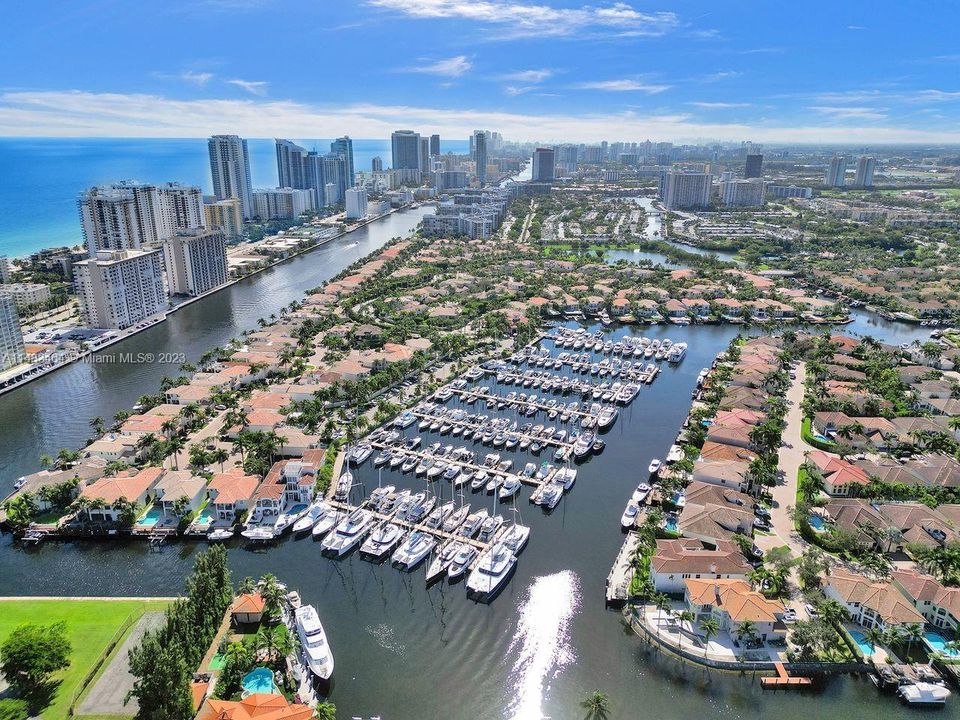 Recently Sold: $2,150,000 (4 beds, 4 baths, 3823 Square Feet)