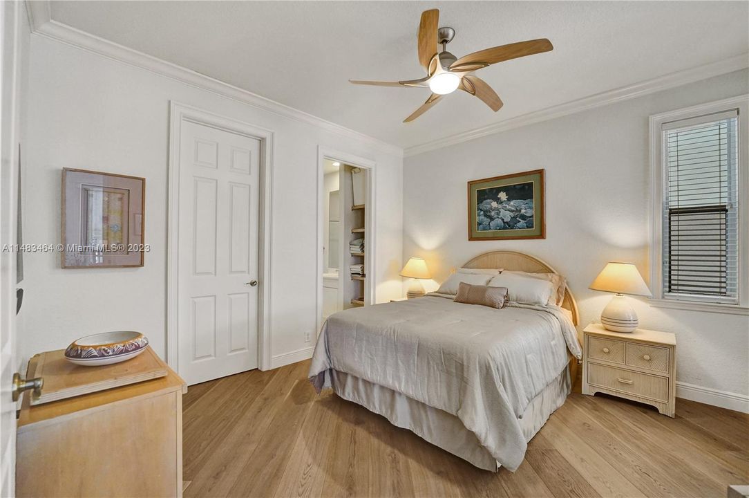 Recently Sold: $2,150,000 (4 beds, 4 baths, 3823 Square Feet)