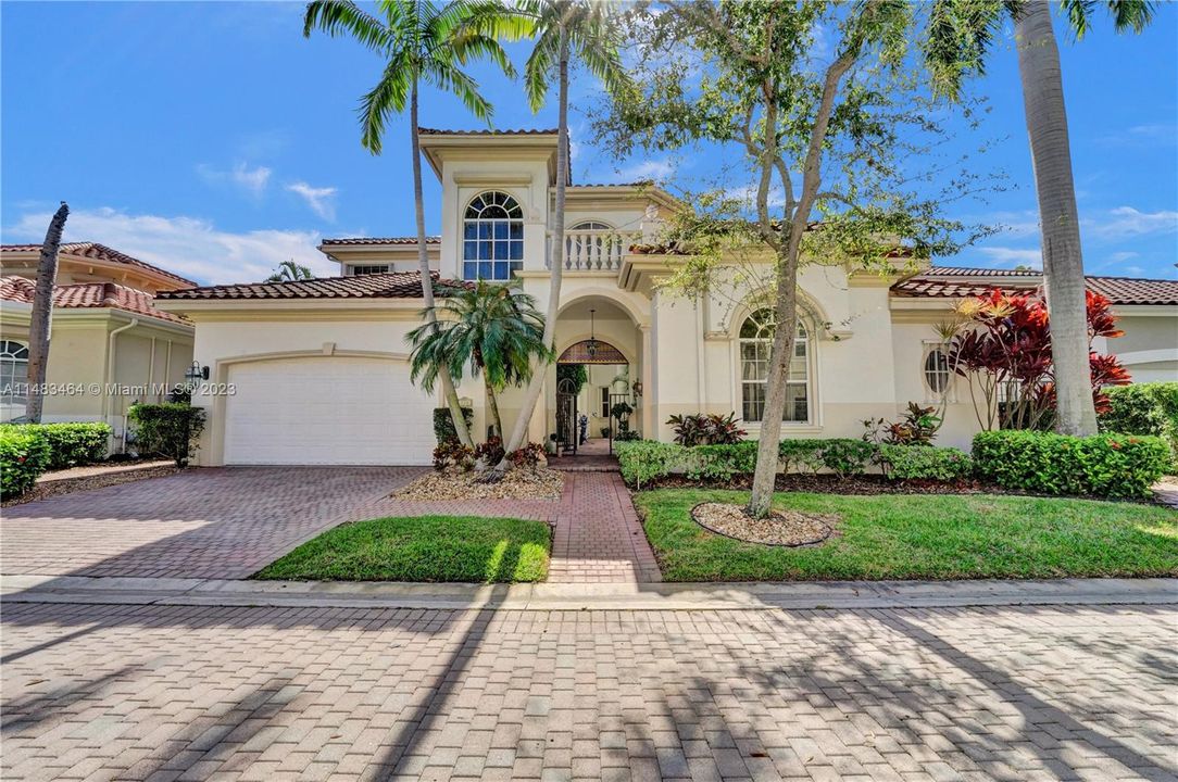 Recently Sold: $2,150,000 (4 beds, 4 baths, 3823 Square Feet)