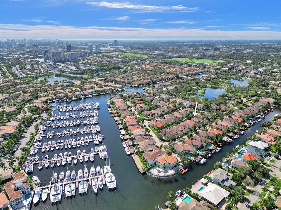 Recently Sold: $2,150,000 (4 beds, 4 baths, 3823 Square Feet)