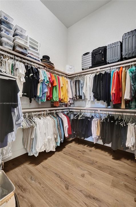 Recently Sold: $2,150,000 (4 beds, 4 baths, 3823 Square Feet)