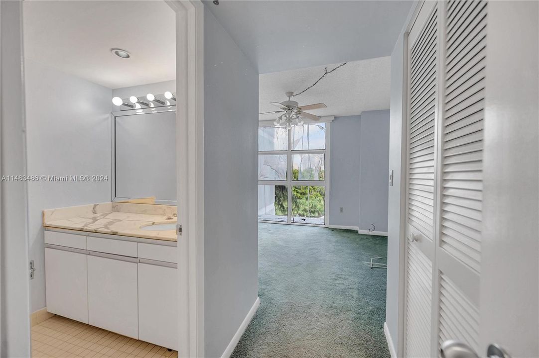 Недавно продано: $1,289,000 (3 спален, 3 ванн, 2388 Квадратных фут)