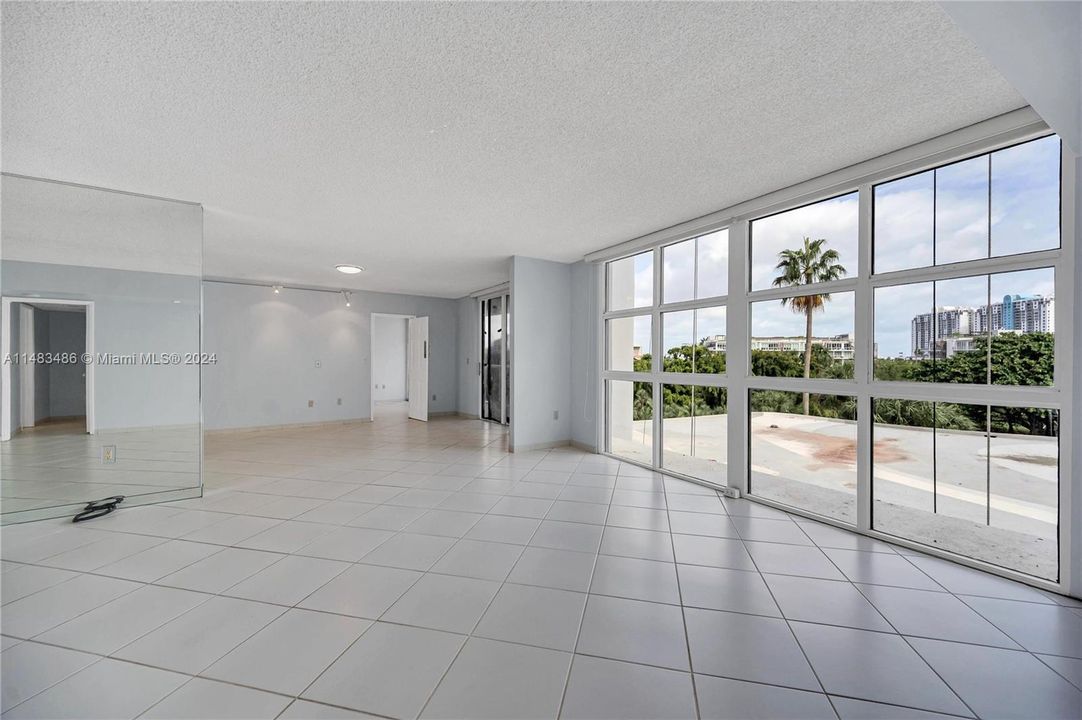 Недавно продано: $1,289,000 (3 спален, 3 ванн, 2388 Квадратных фут)