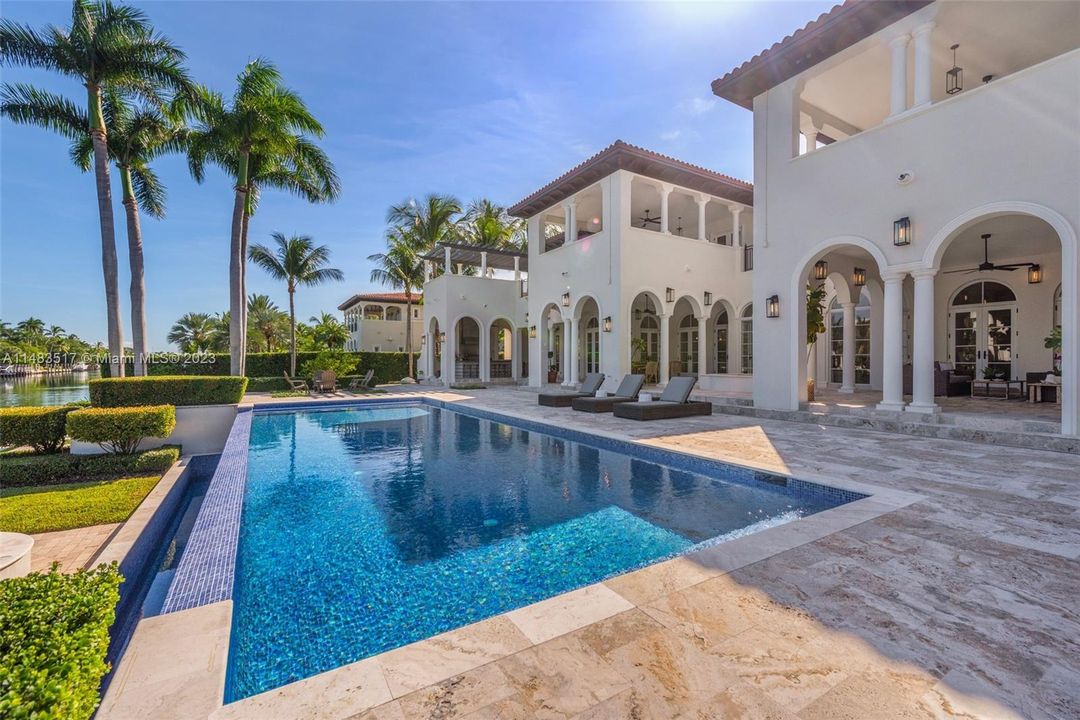 For Sale: $26,750,000 (8 beds, 8 baths, 9499 Square Feet)