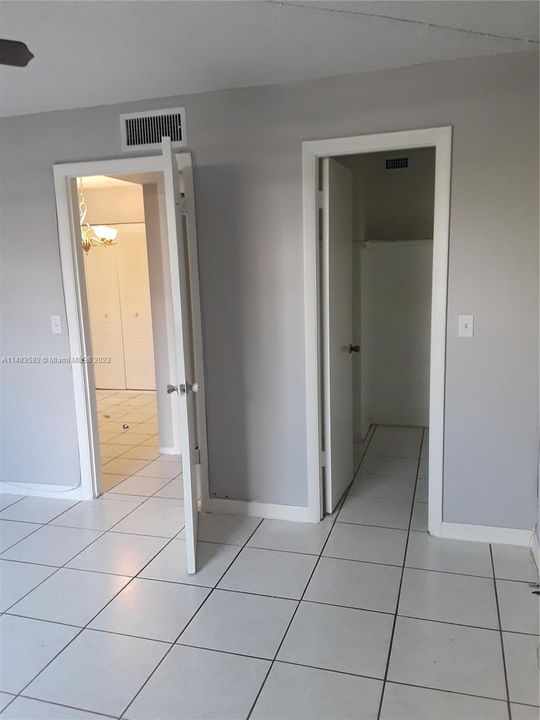 Recently Sold: $175,000 (1 beds, 1 baths, 665 Square Feet)