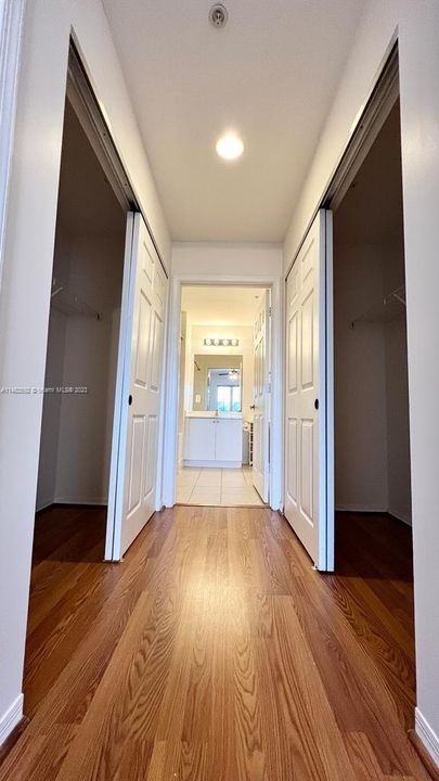 Recently Rented: $2,300 (1 beds, 1 baths, 719 Square Feet)