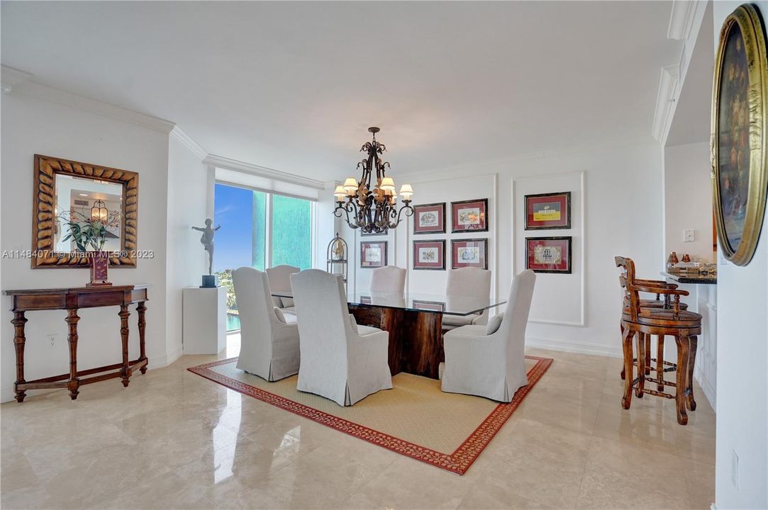 Недавно продано: $1,460,000 (2 спален, 2 ванн, 2980 Квадратных фут)