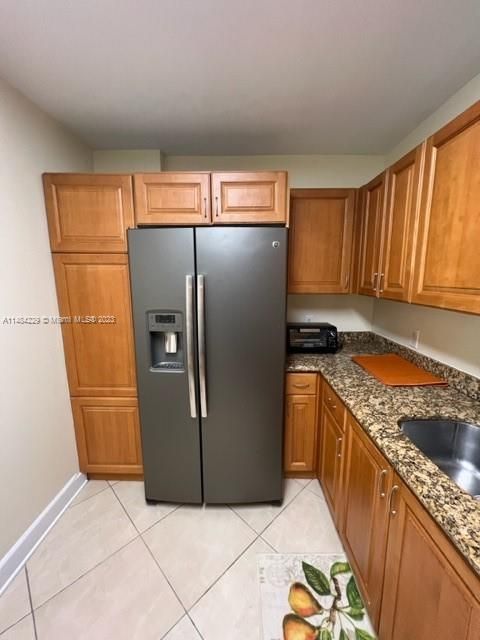 Recently Rented: $2,300 (1 beds, 1 baths, 905 Square Feet)