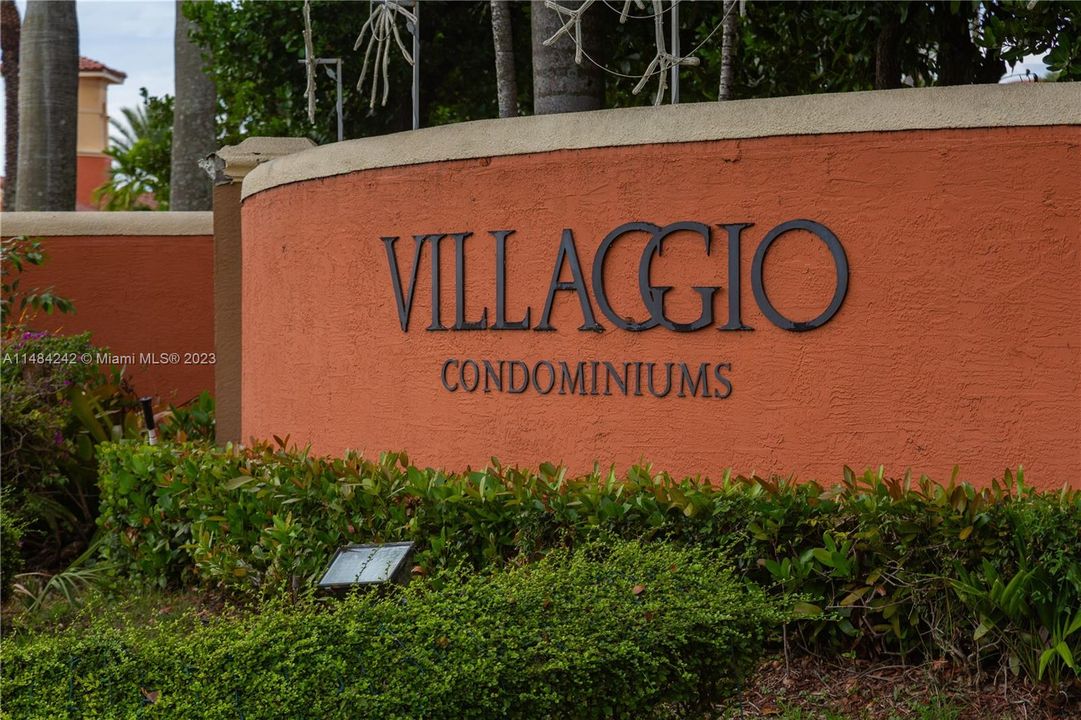 Recently Sold: $380,000 (3 beds, 2 baths, 1183 Square Feet)