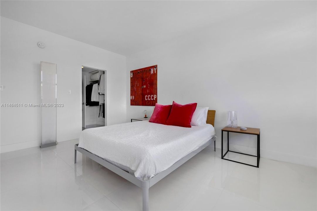 Недавно продано: $690,000 (1 спален, 1 ванн, 897 Квадратных фут)