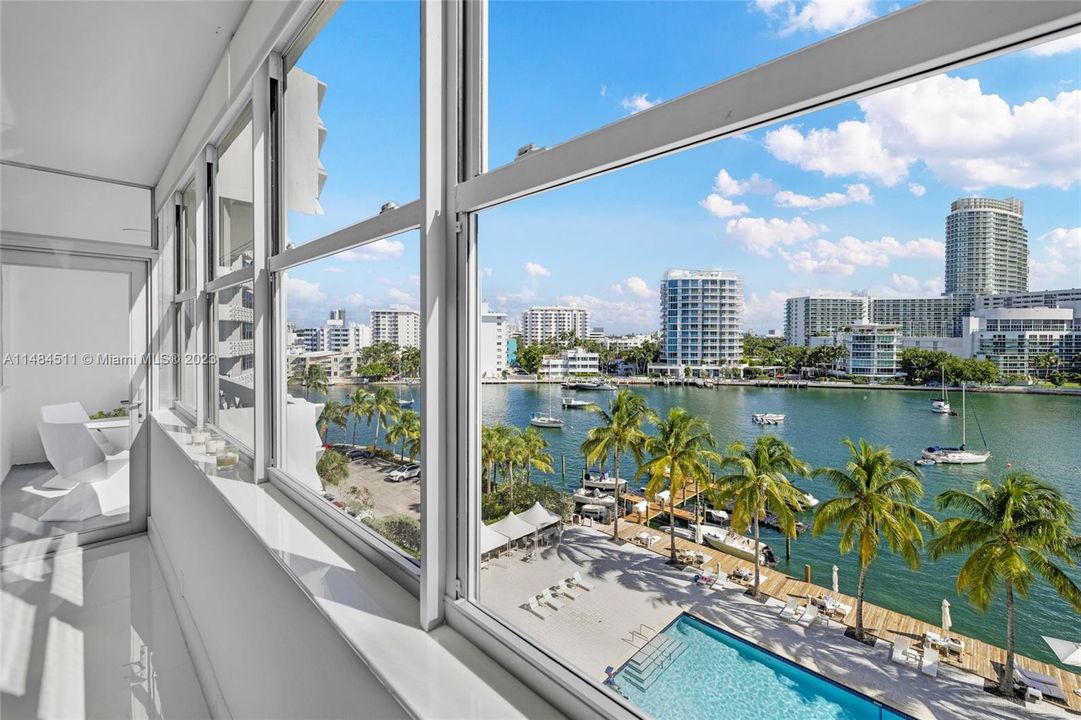 Недавно продано: $690,000 (1 спален, 1 ванн, 897 Квадратных фут)