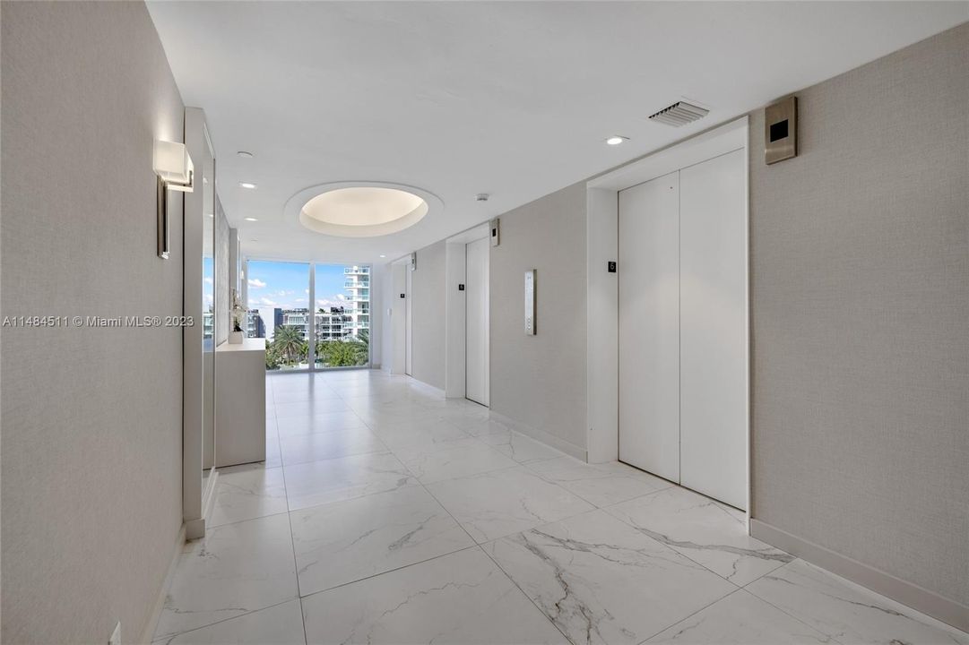 Недавно продано: $690,000 (1 спален, 1 ванн, 897 Квадратных фут)