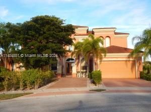 Vendido Recientemente: $1,275,000 (6 camas, 8 baños, 5677 Pies cuadrados)