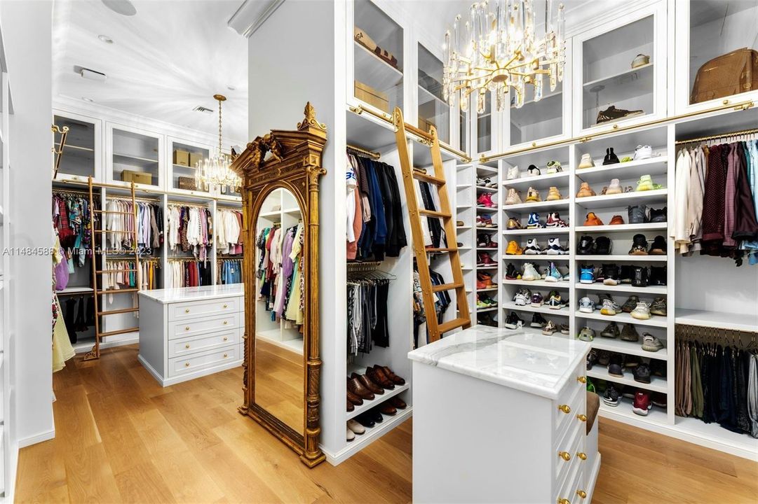 Недавно продано: $19,900,000 (6 спален, 7 ванн, 17740 Квадратных фут)