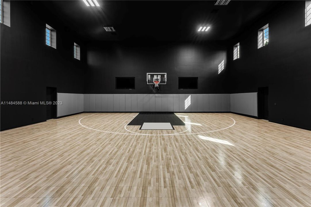 Недавно продано: $19,900,000 (6 спален, 7 ванн, 17740 Квадратных фут)