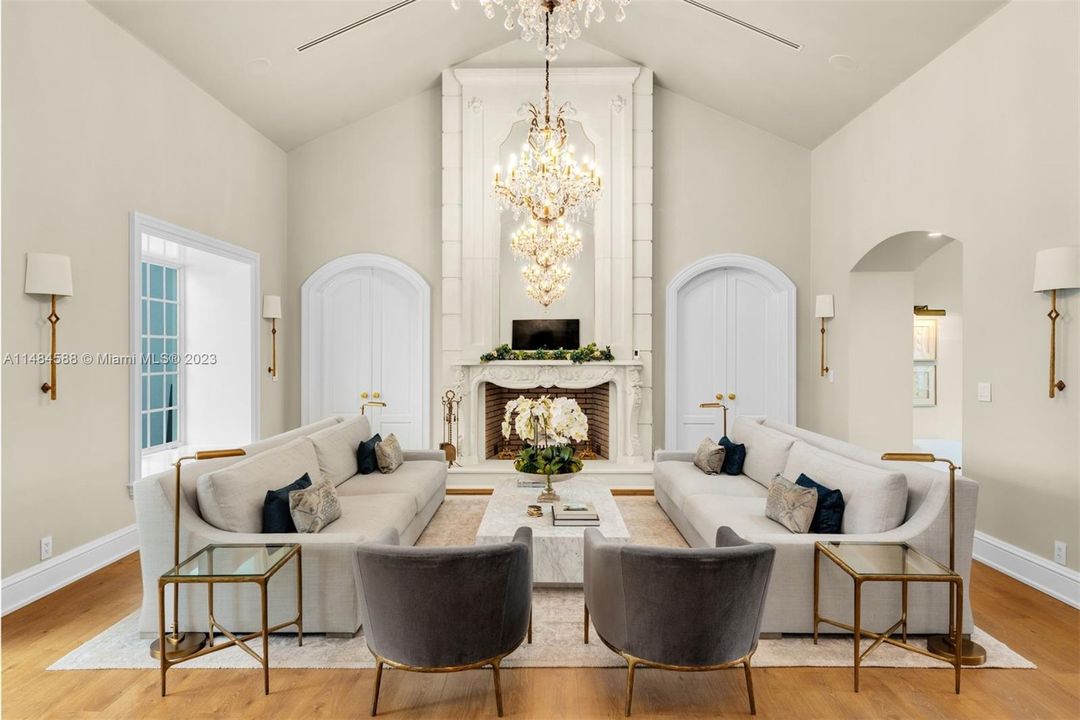 Недавно продано: $19,900,000 (6 спален, 7 ванн, 17740 Квадратных фут)