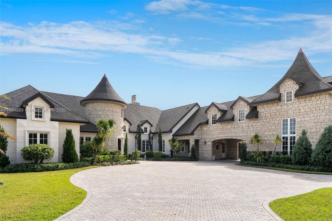 Недавно продано: $19,900,000 (6 спален, 7 ванн, 17740 Квадратных фут)