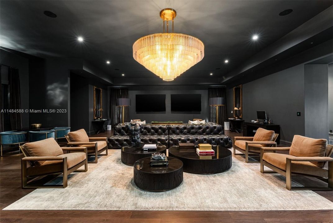 Недавно продано: $19,900,000 (6 спален, 7 ванн, 17740 Квадратных фут)