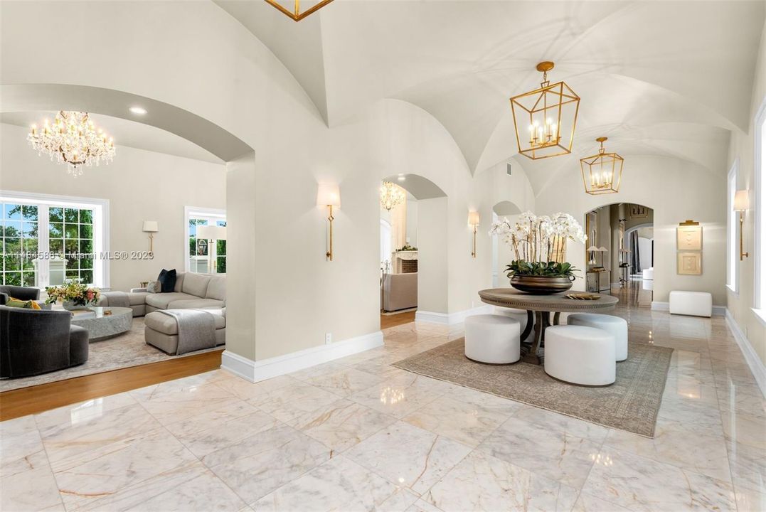 Недавно продано: $19,900,000 (6 спален, 7 ванн, 17740 Квадратных фут)