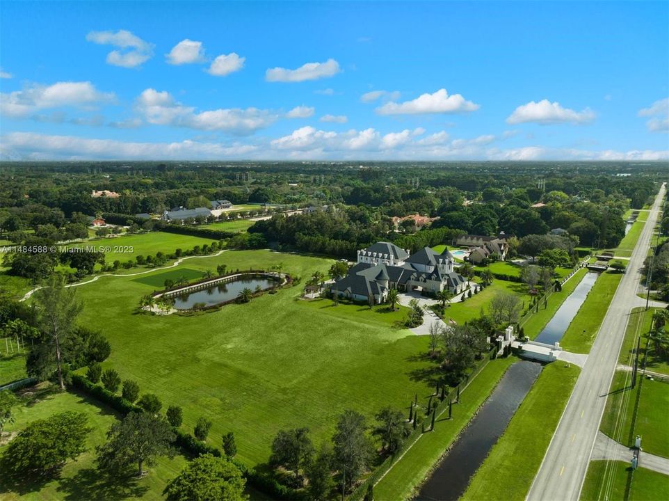 Недавно продано: $19,900,000 (6 спален, 7 ванн, 17740 Квадратных фут)