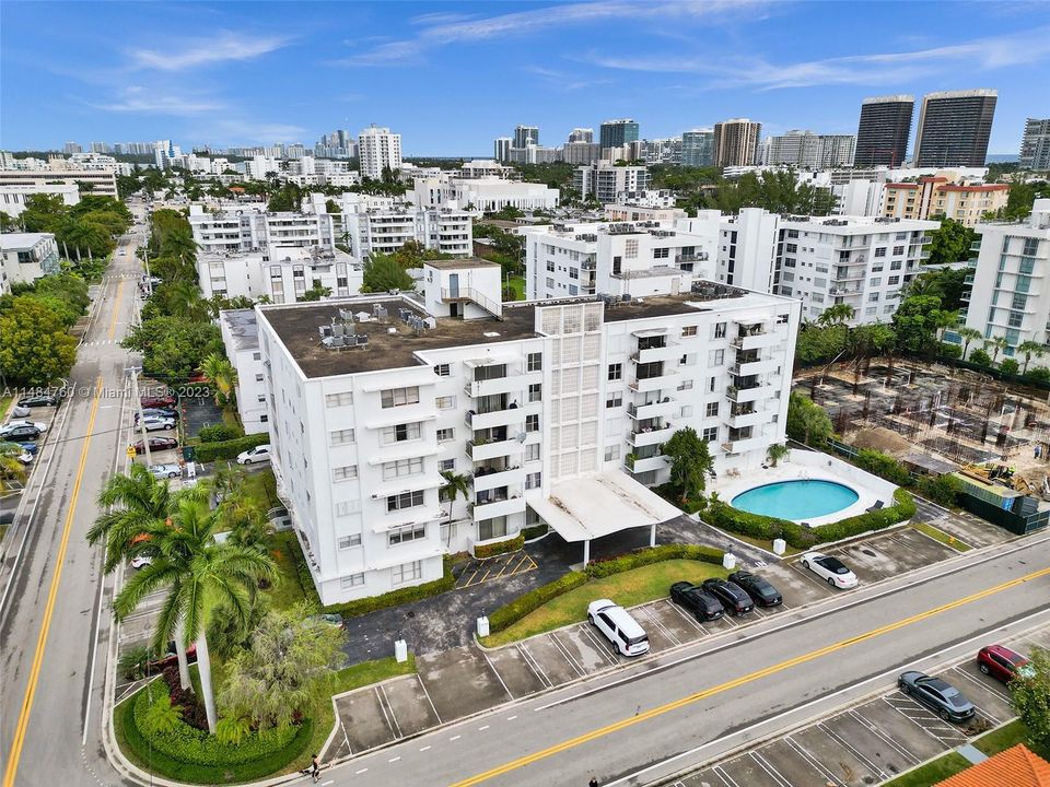 Vendido Recientemente: $395,000 (1 camas, 2 baños, 1275 Pies cuadrados)