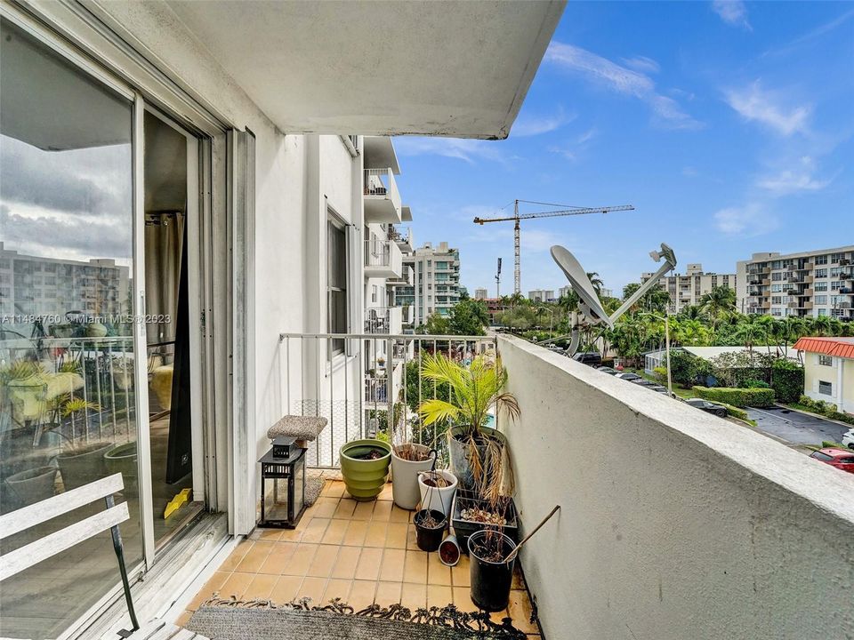 Vendido Recientemente: $395,000 (1 camas, 2 baños, 1275 Pies cuadrados)