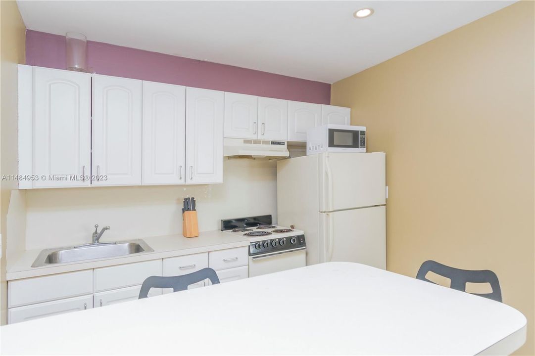 Recently Sold: $224,999 (1 beds, 1 baths, 460 Square Feet)