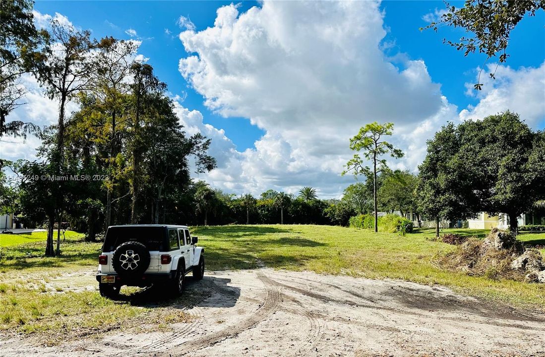 Recently Sold: $990,000 (1.00 acres)