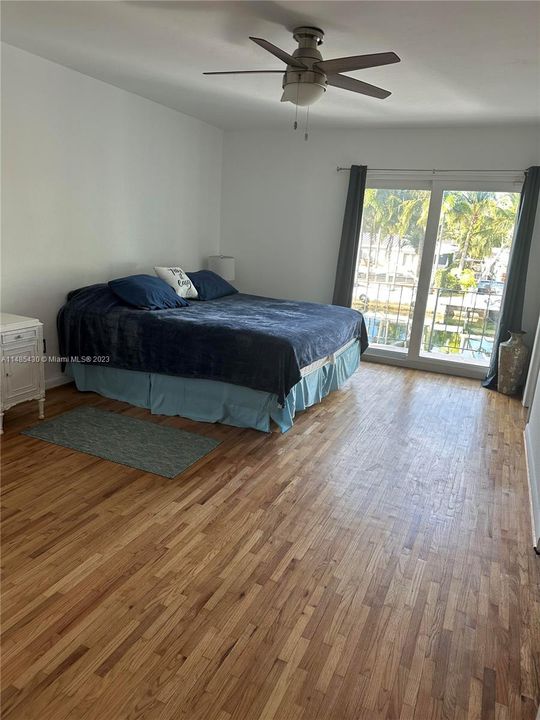 Recently Rented: $3,200 (2 beds, 2 baths, 1444 Square Feet)