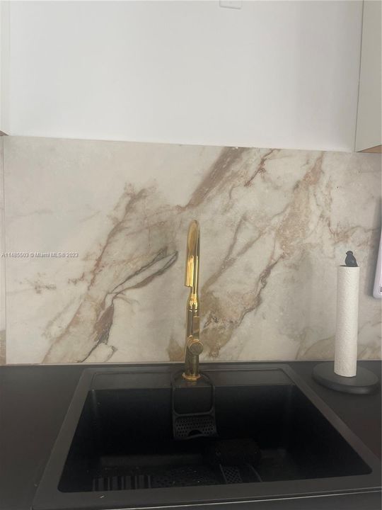 Recently Rented: $2,500 (2 beds, 2 baths, 1100 Square Feet)