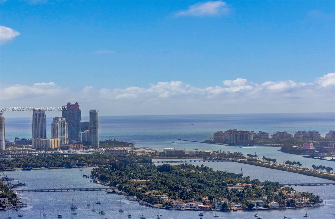 Recently Sold: $485,000 (1 beds, 1 baths, 838 Square Feet)