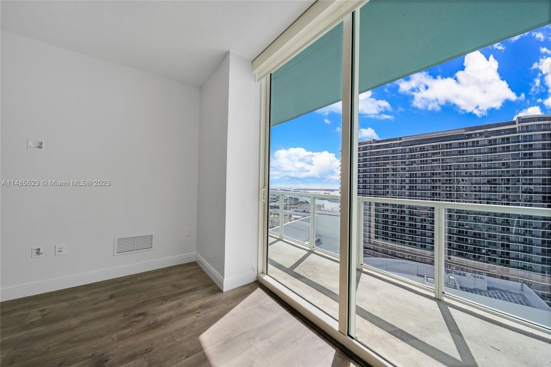 Recently Sold: $485,000 (1 beds, 1 baths, 838 Square Feet)