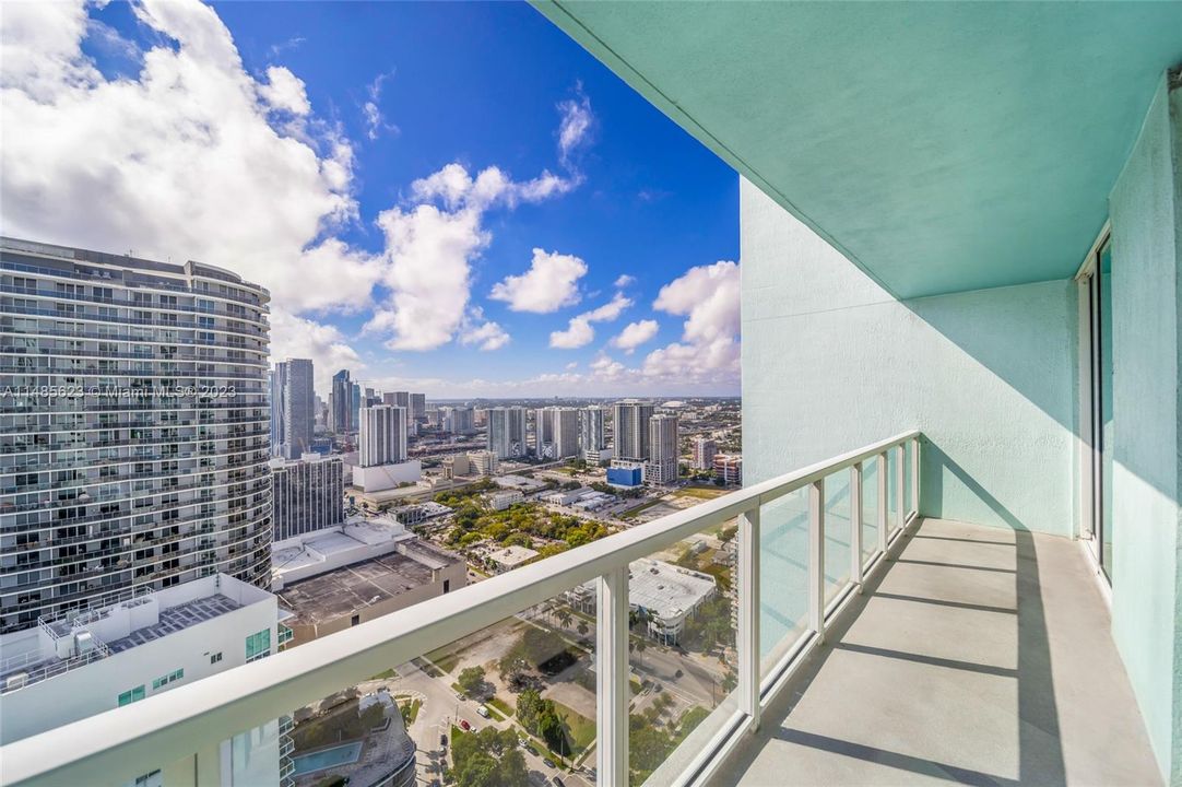 Recently Sold: $485,000 (1 beds, 1 baths, 838 Square Feet)